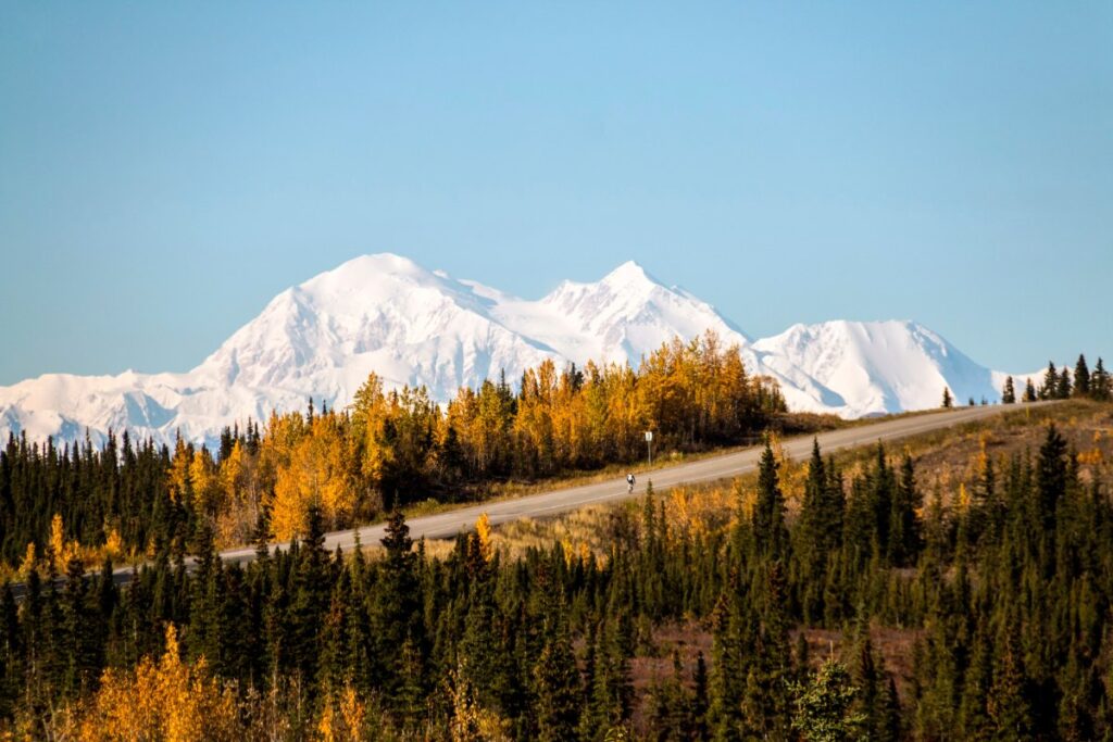 Alaska_AdobeStock_419762939.jpg