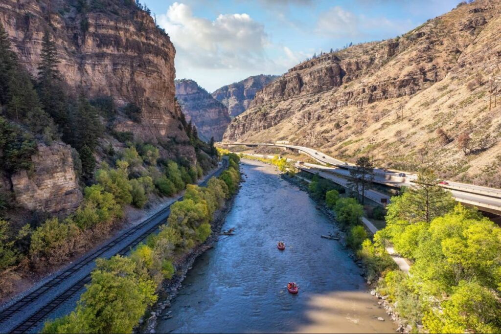 Colorado River_AdobeStock_550715793